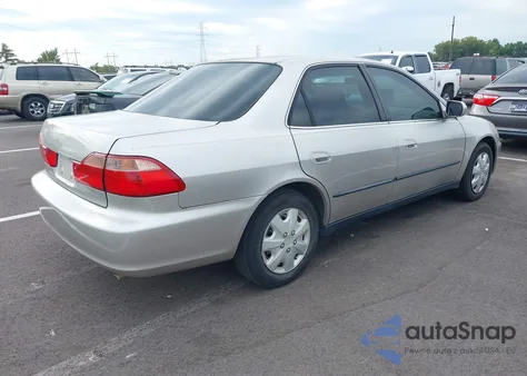 1998 Honda Accord Lx из США, поврежденный, VIN 1HGCG5646WA140767